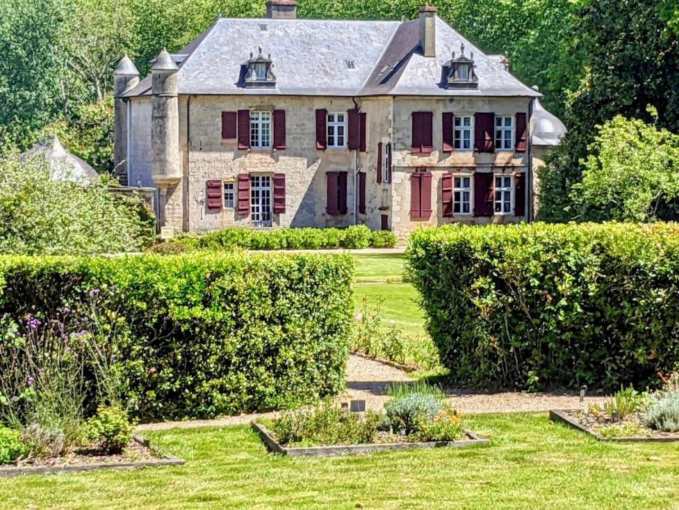 Chateau D'urtubie Hotel 3*
